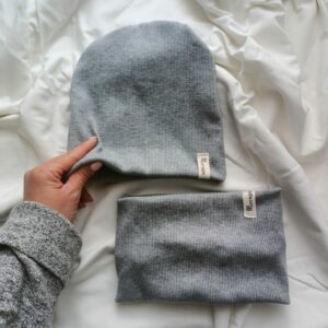 Zestaw czapka + komin